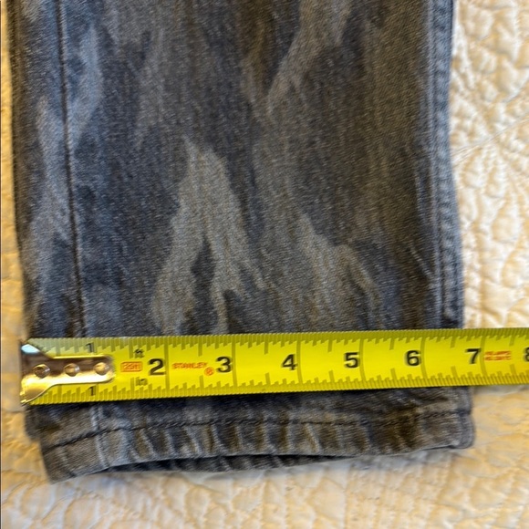 Levi's Men's 511 Gray Camouflage Jeans - Picture 6 of 6